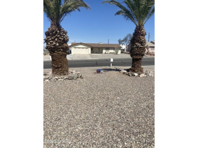 This home has been updated with a new heat pump AC conditioner on London Bridge Golf Course in Arizona - for sale on GolfHomes.com, golf home, golf lot