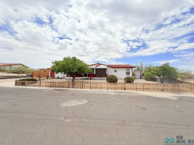 This charming 3 bed 2 bath 1822 sf ft home offers a relaxing on Sierra Del Rio Golf Club in New Mexico - for sale on GolfHomes.com, golf home, golf lot
