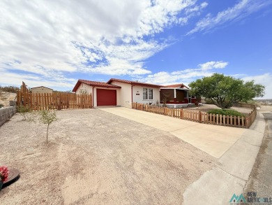 This charming 3 bed 2 bath 1822 sf ft home offers a relaxing on Sierra Del Rio Golf Club in New Mexico - for sale on GolfHomes.com, golf home, golf lot