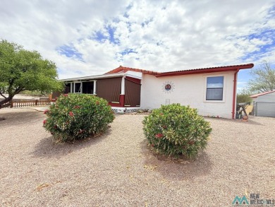 This charming 3 bed 2 bath 1822 sf ft home offers a relaxing on Sierra Del Rio Golf Club in New Mexico - for sale on GolfHomes.com, golf home, golf lot