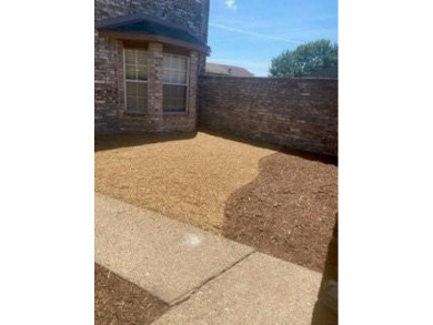 Well Maintained Town Home, next to the Mesquite Golf Course on Mesquite Municipal Golf Course in Texas - for sale on GolfHomes.com, golf home, golf lot