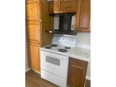 Well Maintained Town Home, next to the Mesquite Golf Course on Mesquite Municipal Golf Course in Texas - for sale on GolfHomes.com, golf home, golf lot