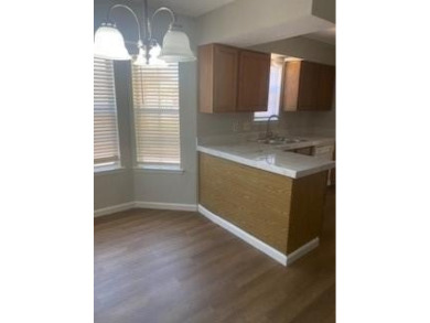 Well Maintained Town Home, next to the Mesquite Golf Course on Mesquite Municipal Golf Course in Texas - for sale on GolfHomes.com, golf home, golf lot