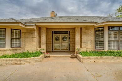 Now you can own the view that put the lake in Lakeridge. Nestled on LakeRidge Country Club in Texas - for sale on GolfHomes.com, golf home, golf lot