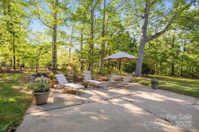 Looking for a move-in ready Ranch+Bonus for you to make your on Olde Sycamore Golf Plantation in North Carolina - for sale on GolfHomes.com, golf home, golf lot