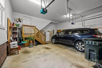 Looking for a move-in ready Ranch+Bonus for you to make your on Olde Sycamore Golf Plantation in North Carolina - for sale on GolfHomes.com, golf home, golf lot
