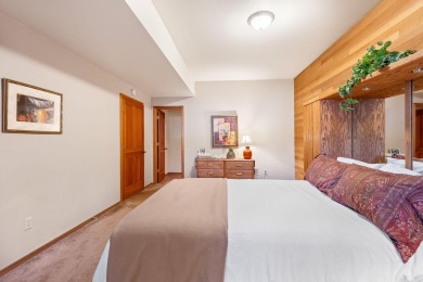 Best value in Black Butte Ranch! Stunning 3240 sqft retreat on Black Butte Ranch Golf Club Glaze Meadow in Oregon - for sale on GolfHomes.com, golf home, golf lot