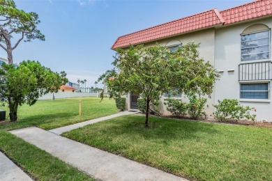Under contract-accepting backup offers. Room to Roam in this on The Dunedin Country Club in Florida - for sale on GolfHomes.com, golf home, golf lot