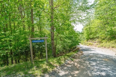 Dreaming of building a cabin in the mountains for your weekend on Beech Mountain Club in North Carolina - for sale on GolfHomes.com, golf home, golf lot