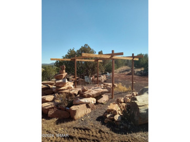 This exceptional .33 acre property is conveniently located in on Silver Creek Golf Club in Arizona - for sale on GolfHomes.com, golf home, golf lot