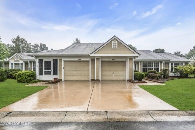 Beautifully updated 2-bedroom, 3-bath home in Leisure Village on Leisure Village West Assoc. in New Jersey - for sale on GolfHomes.com, golf home, golf lot