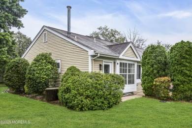 Beautifully updated 2-bedroom, 3-bath home in Leisure Village on Leisure Village West Assoc. in New Jersey - for sale on GolfHomes.com, golf home, golf lot