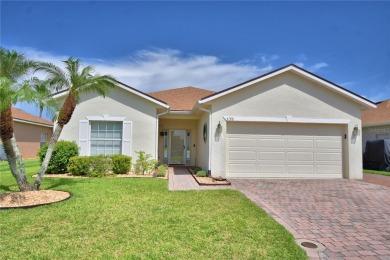 Welcome to this beautifully updated 2-bedroom, 2-bathroom home on Lake Ashton Golf Club in Florida - for sale on GolfHomes.com, golf home, golf lot
