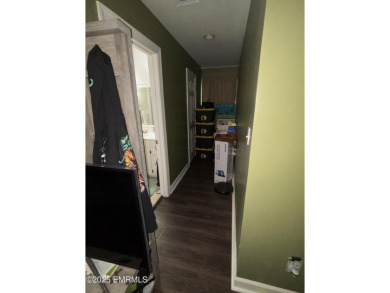Extremely spacious family home directly on briarwood golf course on Briarwood Country Club in Mississippi - for sale on GolfHomes.com, golf home, golf lot