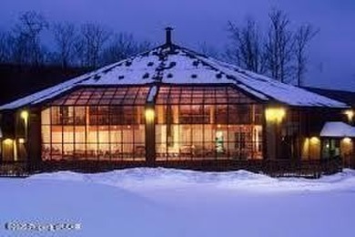 Beautiful building lot in the North Section of Eagle Rock on Eagle Rock Golf and Ski Resort in Pennsylvania - for sale on GolfHomes.com, golf home, golf lot