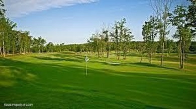 Beautiful building lot in the North Section of Eagle Rock on Eagle Rock Golf and Ski Resort in Pennsylvania - for sale on GolfHomes.com, golf home, golf lot