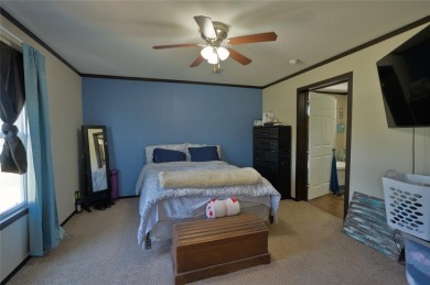 If you've been looking for a comfortable, move-in-ready home on The Club At Runaway Bay in Texas - for sale on GolfHomes.com, golf home, golf lot