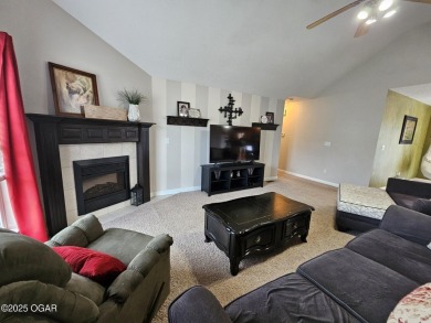 Charming 3-Bedroom, 2-Bath in Desirable Cedar Ridge - Carl on Twin Hills Golf and Country Club in Missouri - for sale on GolfHomes.com, golf home, golf lot