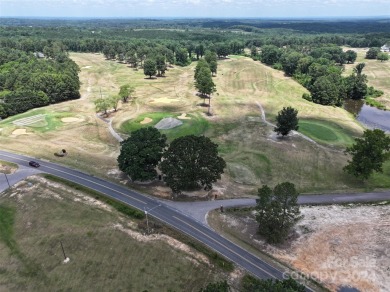 1.7 Acre lot with stunning long range views of Twin Valley Golf on Twin Valley Country Club in North Carolina - for sale on GolfHomes.com, golf home, golf lot