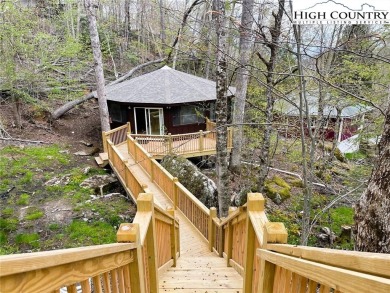 Outstanding value in a prime central location! This 2-bedroom on Beech Mountain Club in North Carolina - for sale on GolfHomes.com, golf home, golf lot
