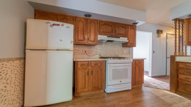 1700 SQ/FT 2 BDRM 2BATH RANCH SITTING ON OVER AN ACRE WITH A 30 on South Shore Country Club in Indiana - for sale on GolfHomes.com, golf home, golf lot