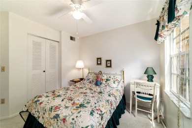 Beautiful FURNISHED 2 bedroom/2 bathroom 1ST FLOOR condo in on Country Club At Silver Springs Shores in Florida - for sale on GolfHomes.com, golf home, golf lot