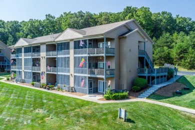 Must see condo at Mariners Landing on the beautiful Smith on Mariners Landing Golf and Country Club in Virginia - for sale on GolfHomes.com, golf home, golf lot