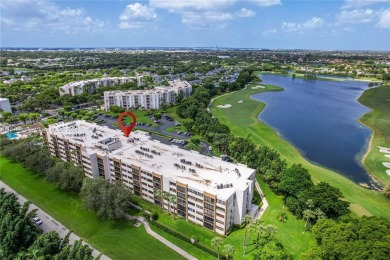 GORGEOUS 1475 SF. 2 BEDROOM 2 BATH, RENOVATED CONDO. CENTRALLY on Jim McLean Signature Course in Florida - for sale on GolfHomes.com, golf home, golf lot