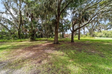 Beautiful FURNISHED 2 bedroom/2 bathroom 1ST FLOOR condo in on Country Club At Silver Springs Shores in Florida - for sale on GolfHomes.com, golf home, golf lot