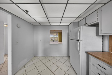 Enjoy golf course living in Deer Creek--a golf community with no on Deer Creek Golf Club in Florida - for sale on GolfHomes.com, golf home, golf lot