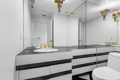 Welcome to your dream condo in the heart of central Boca! This on Boca Pointe Country Club in Florida - for sale on GolfHomes.com, golf home, golf lot