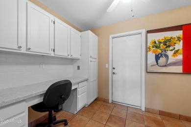 This beautifully updated 2-bedroom, 2-bathroom + small office on Gold Canyon Golf Resort - Sidewinder in Arizona - for sale on GolfHomes.com, golf home, golf lot