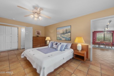 This beautifully updated 2-bedroom, 2-bathroom + small office on Gold Canyon Golf Resort - Sidewinder in Arizona - for sale on GolfHomes.com, golf home, golf lot