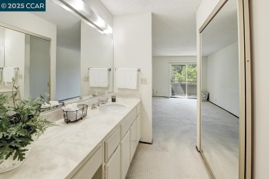 Treasured Rossmoor condo - comfort views  lifestyle! This on Rossmoor Golf Course in California - for sale on GolfHomes.com, golf home, golf lot