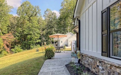 One Level Craftsman style home with Seasonal Lake and Mountain on Mountain Harbour Golf Club in North Carolina - for sale on GolfHomes.com, golf home, golf lot
