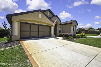 Looking for a place with a tropical vibe? Then come and on Glen Lakes Country Club in Florida - for sale on GolfHomes.com, golf home, golf lot