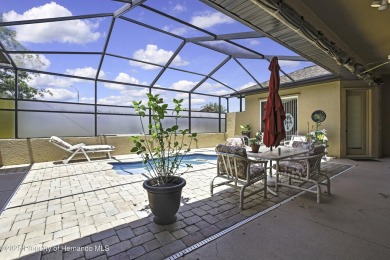 Looking for a place with a tropical vibe? Then come and on Glen Lakes Country Club in Florida - for sale on GolfHomes.com, golf home, golf lot