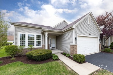 Gorgeous remodeled 2 bedroom & 2 bathroom Ranch home in Carillon on Carillon Lakes 3 Hole Course in Illinois - for sale on GolfHomes.com, golf home, golf lot