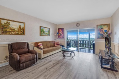 Beautifully renovated 1 bed, 1.5 bath condo on the 9th floor of on Hillcrest Golf and Country Club in Florida - for sale on GolfHomes.com, golf home, golf lot