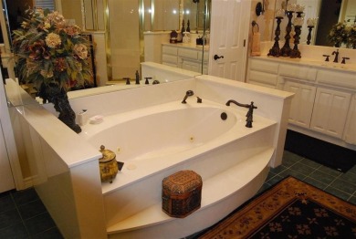 Beautiful custom built three bedroom, two and half bath house on Lost Creek Golf Course in Texas - for sale on GolfHomes.com, golf home, golf lot