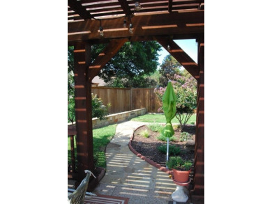 Beautiful custom built three bedroom, two and half bath house on Lost Creek Golf Course in Texas - for sale on GolfHomes.com, golf home, golf lot