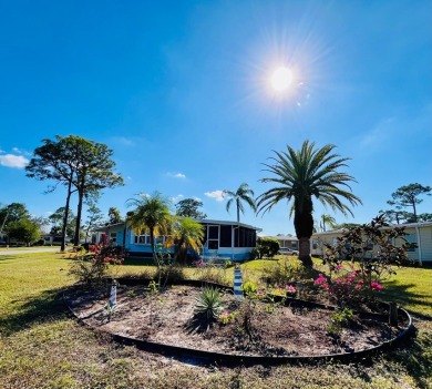 Look no further! This 2-bedroom, 2-bath home in the gated golf on Lake Fairways Country Club in Florida - for sale on GolfHomes.com, golf home, golf lot