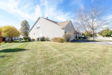 Original Owner! Stunning 3 bedroom, Plus loft, 3.5 bathroom 1.5 on Carillon Lakes 3 Hole Course in Illinois - for sale on GolfHomes.com, golf home, golf lot