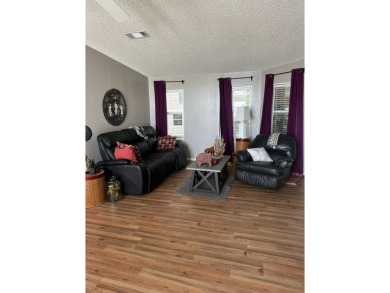 Nice 2 bedroom home with Spacious Layout with a partial open on Schalamar Creek Golf and Country Club in Florida - for sale on GolfHomes.com, golf home, golf lot
