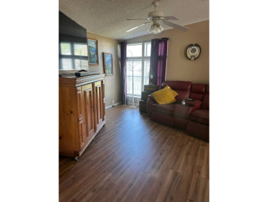 Nice 2 bedroom home with Spacious Layout with a partial open on Schalamar Creek Golf and Country Club in Florida - for sale on GolfHomes.com, golf home, golf lot