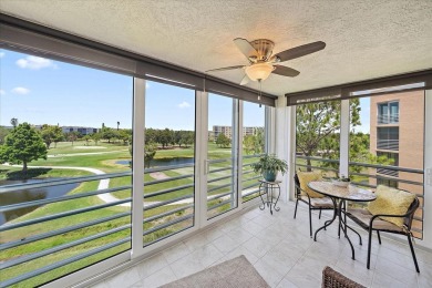 Highly sought after, rarely available, end unit features a 2/2 on Pinebrook/Ironwood Golf Course in Florida - for sale on GolfHomes.com, golf home, golf lot