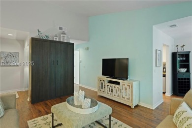 Updated and fully furnished top-floor corner unit in Lighthouse on Harbour Town Golf Links in South Carolina - for sale on GolfHomes.com, golf home, golf lot