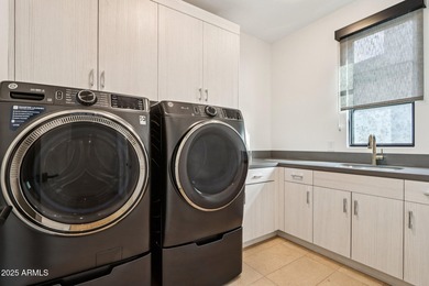 Effortless single-level living in the heart of Seven at Desert on Desert Mountain Golf Club - Renegade Course in Arizona - for sale on GolfHomes.com, golf home, golf lot