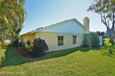 This Suntree Country Club home with view of Fairway 2 of Classic on Suntree Country Club in Florida - for sale on GolfHomes.com, golf home, golf lot