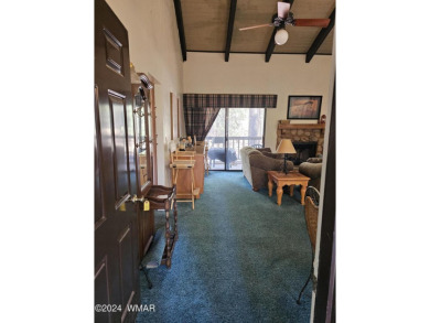 This fully furnished condominium is ideally located just a short on Pinetop Lakes Golf and Country Club in Arizona - for sale on GolfHomes.com, golf home, golf lot